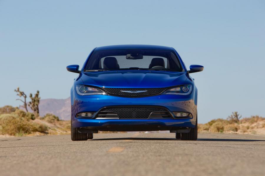  Chrysler 200 S 2014 года  (фото 44 из 69)